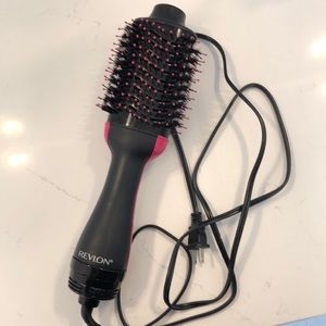 Revlon One Step hair volumizing brush styler